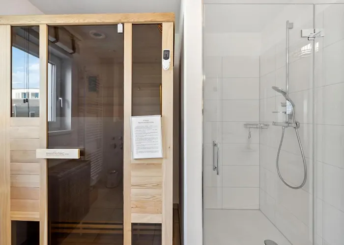 In With Sauna * Tossens